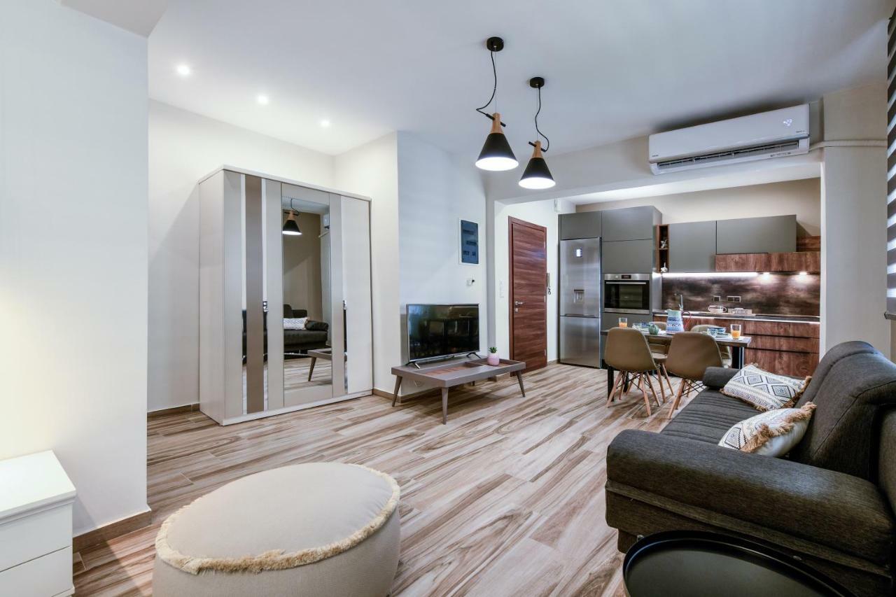 Adell Luxury Apartments Kavála ภายนอก รูปภาพ