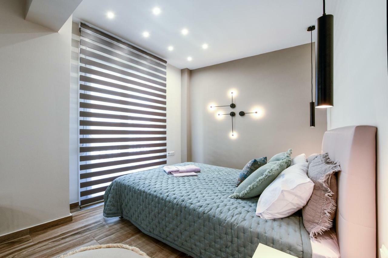 Adell Luxury Apartments Kavála ภายนอก รูปภาพ