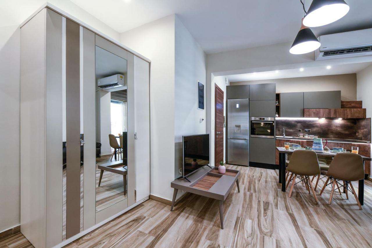 Adell Luxury Apartments Kavála ภายนอก รูปภาพ
