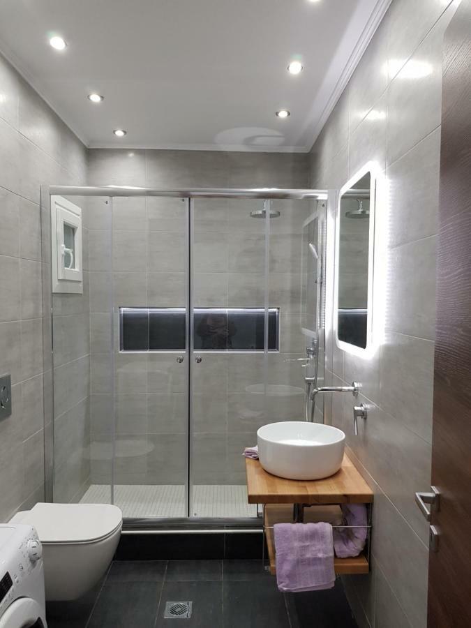 Adell Luxury Apartments Kavála ภายนอก รูปภาพ